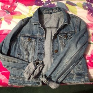 American Eagle women’s denim jacket